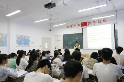 职高可以考什么大学吗?挂职高学籍可以在普高借读吗?